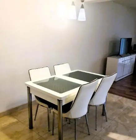 Spacious In Апартаменты Kljuc